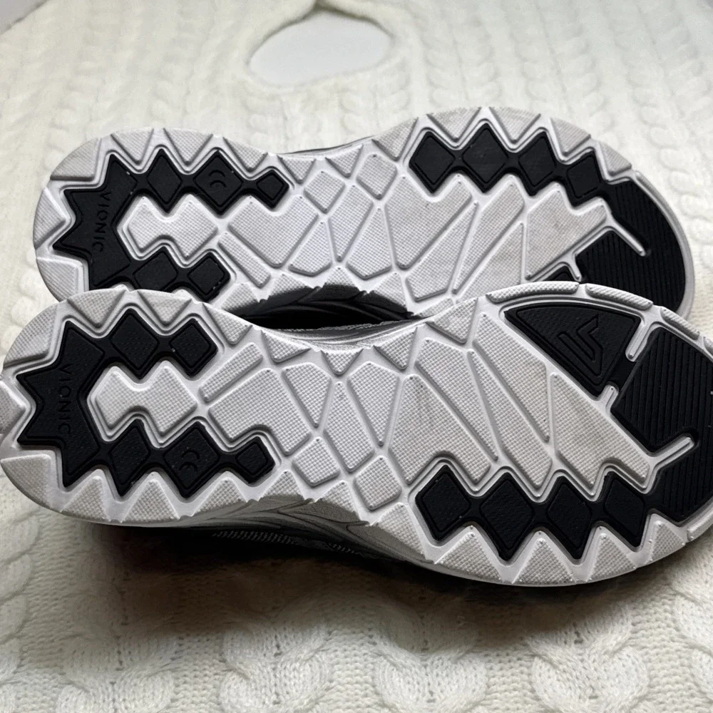 Vionic Women's BRISK JADEN  Sneakers Arch Support SLIP ON 7.5 Black/grey EUC‎